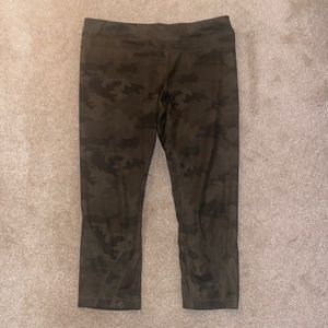Lululemon cropped legging